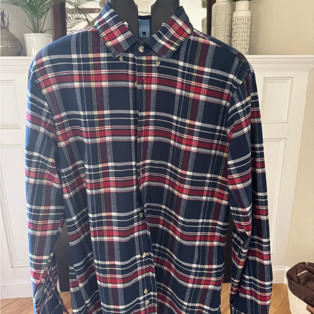 Mizzen+Main Men's Navy and Red Plaid Shirt